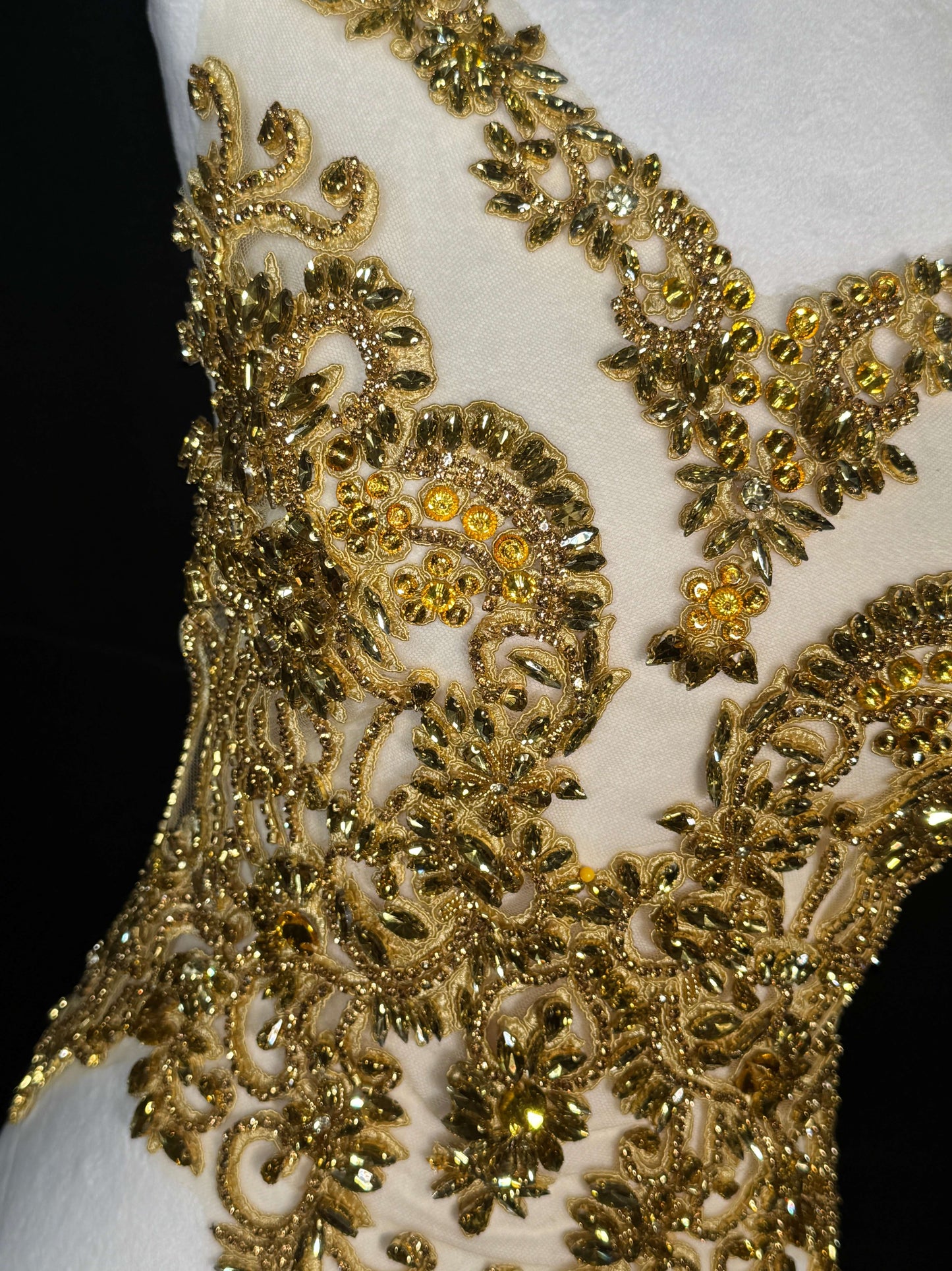 Rhinestone bodice 295