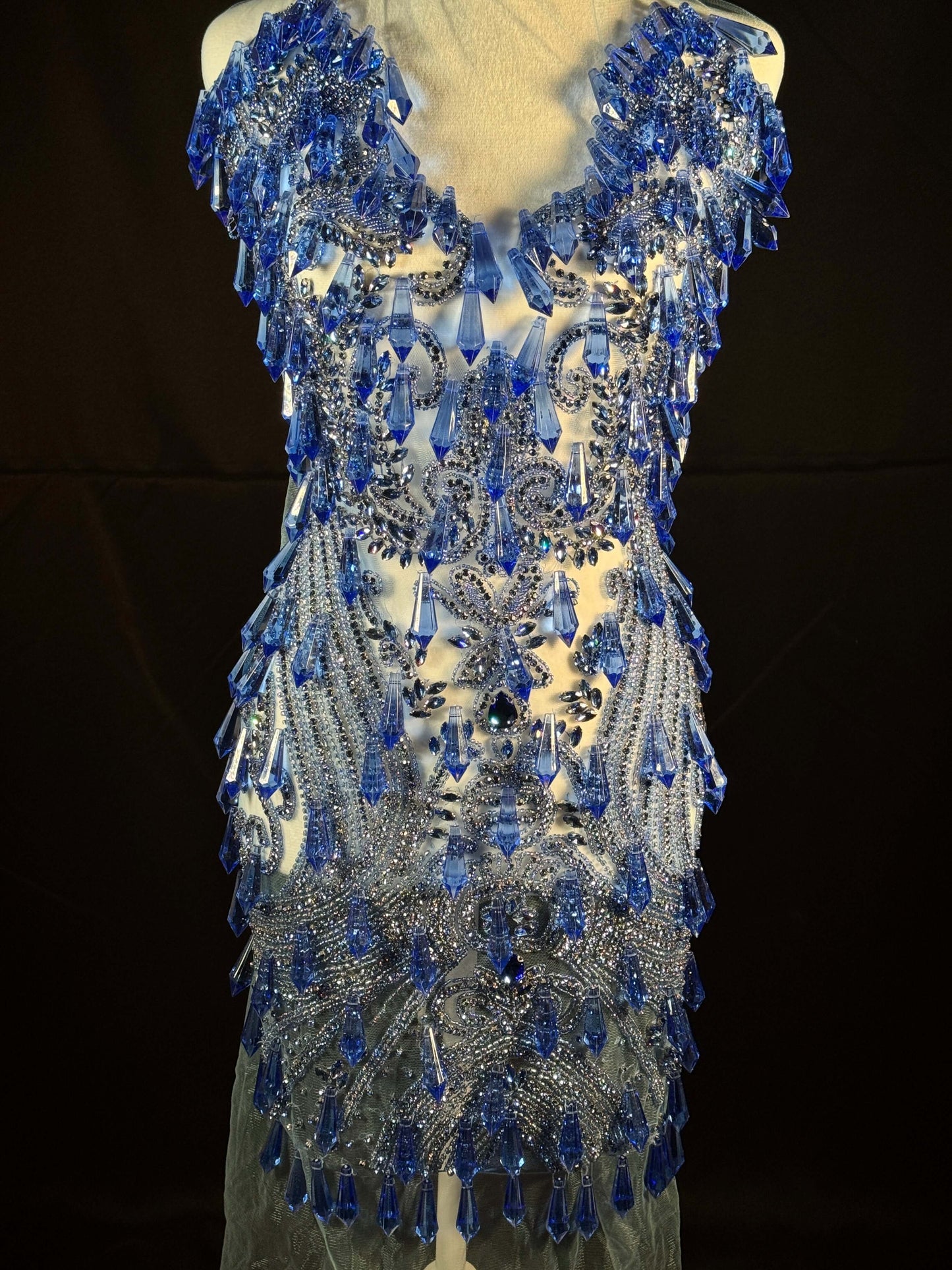 Bodice 406 with dangling