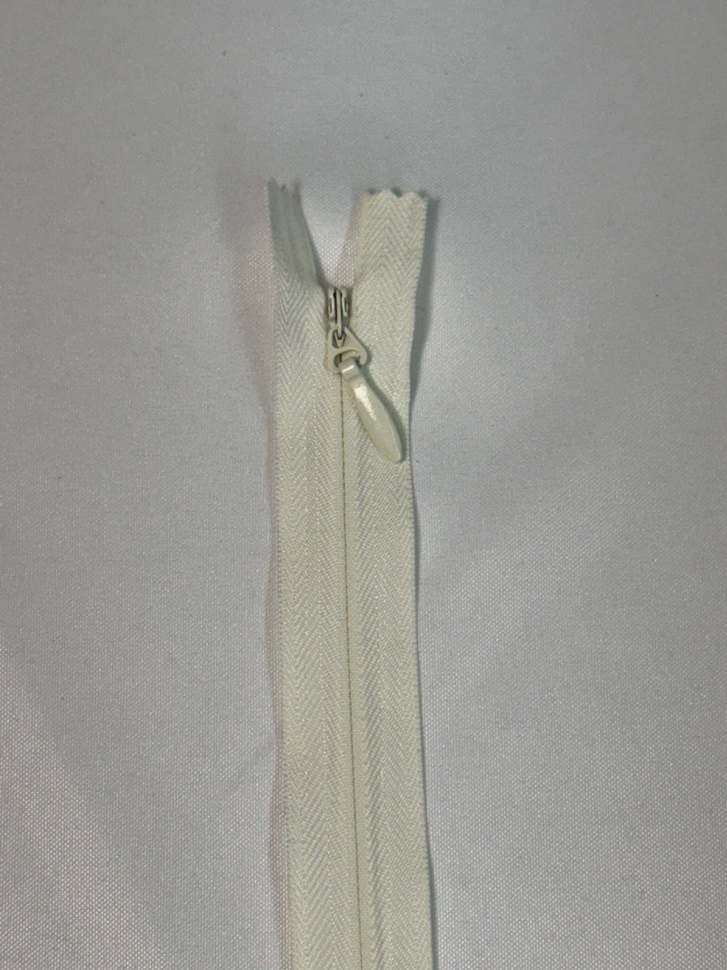 Heavy Duty 22" invisible Zipper