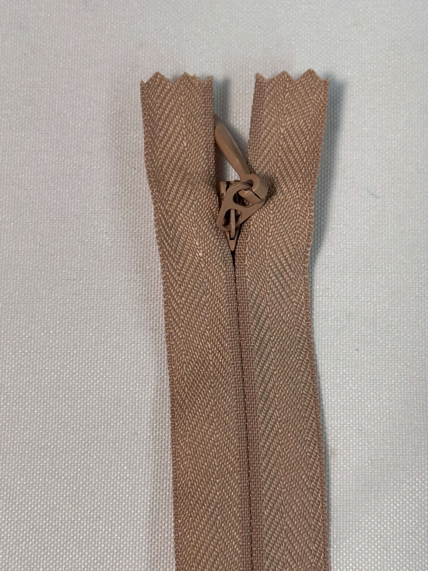 Heavy Duty 22" invisible Zipper