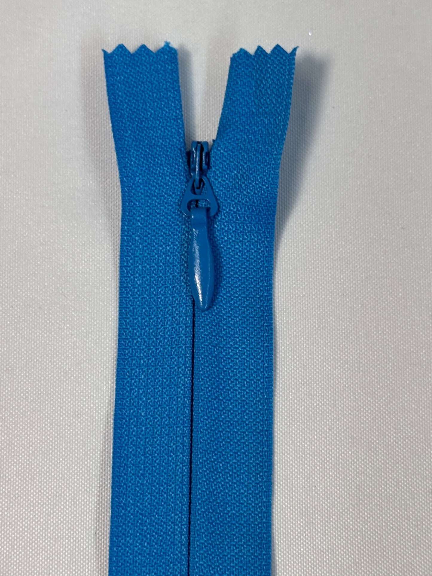 Heavy Duty 22" invisible Zipper
