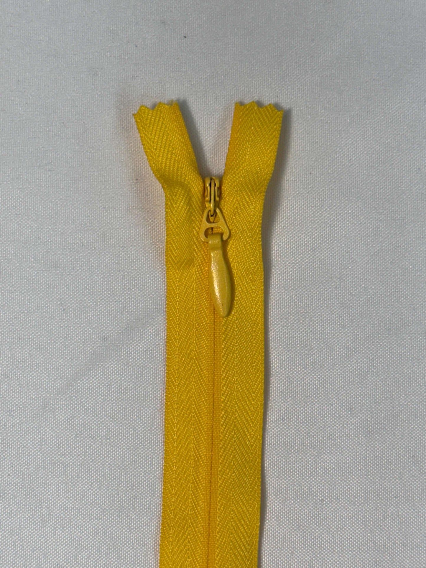 Heavy Duty 22" invisible Zipper