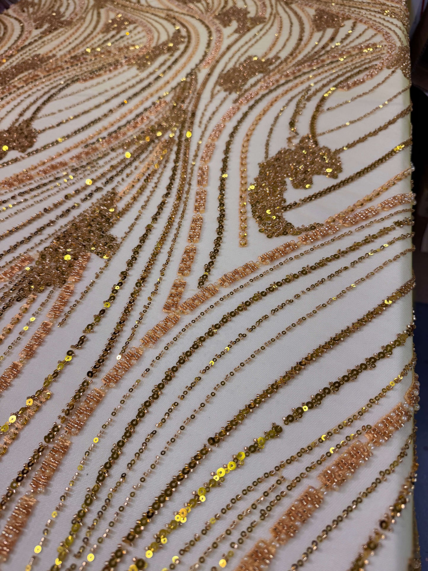 Minimal Wave Beaded Lace