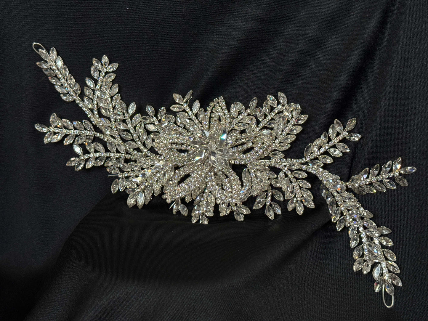 Long flower 3d rhinestone applique