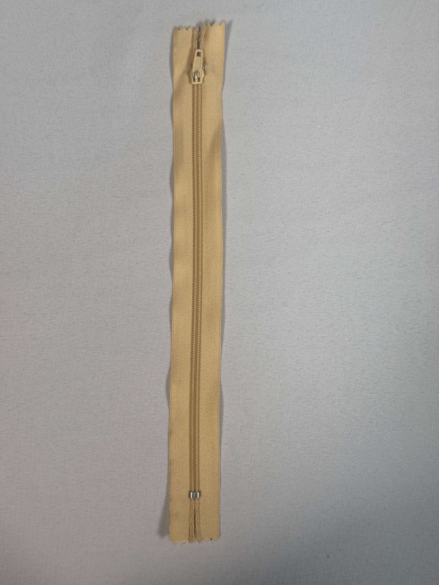 9" Regular Zippers