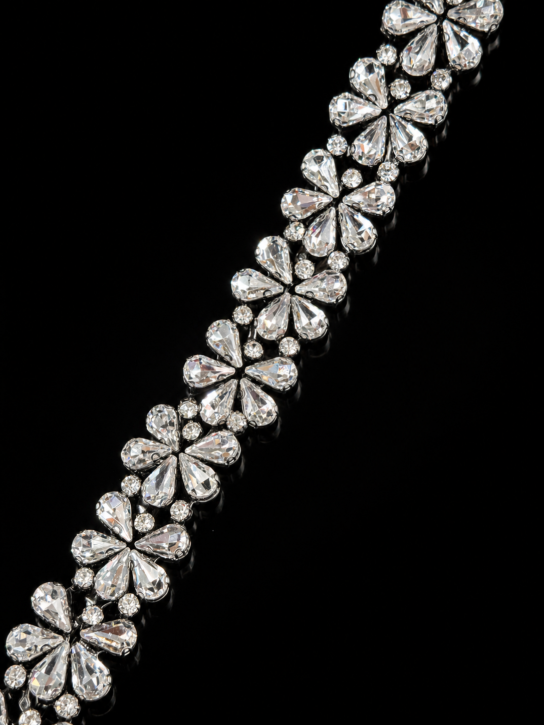 Rhinestone trim hotfix