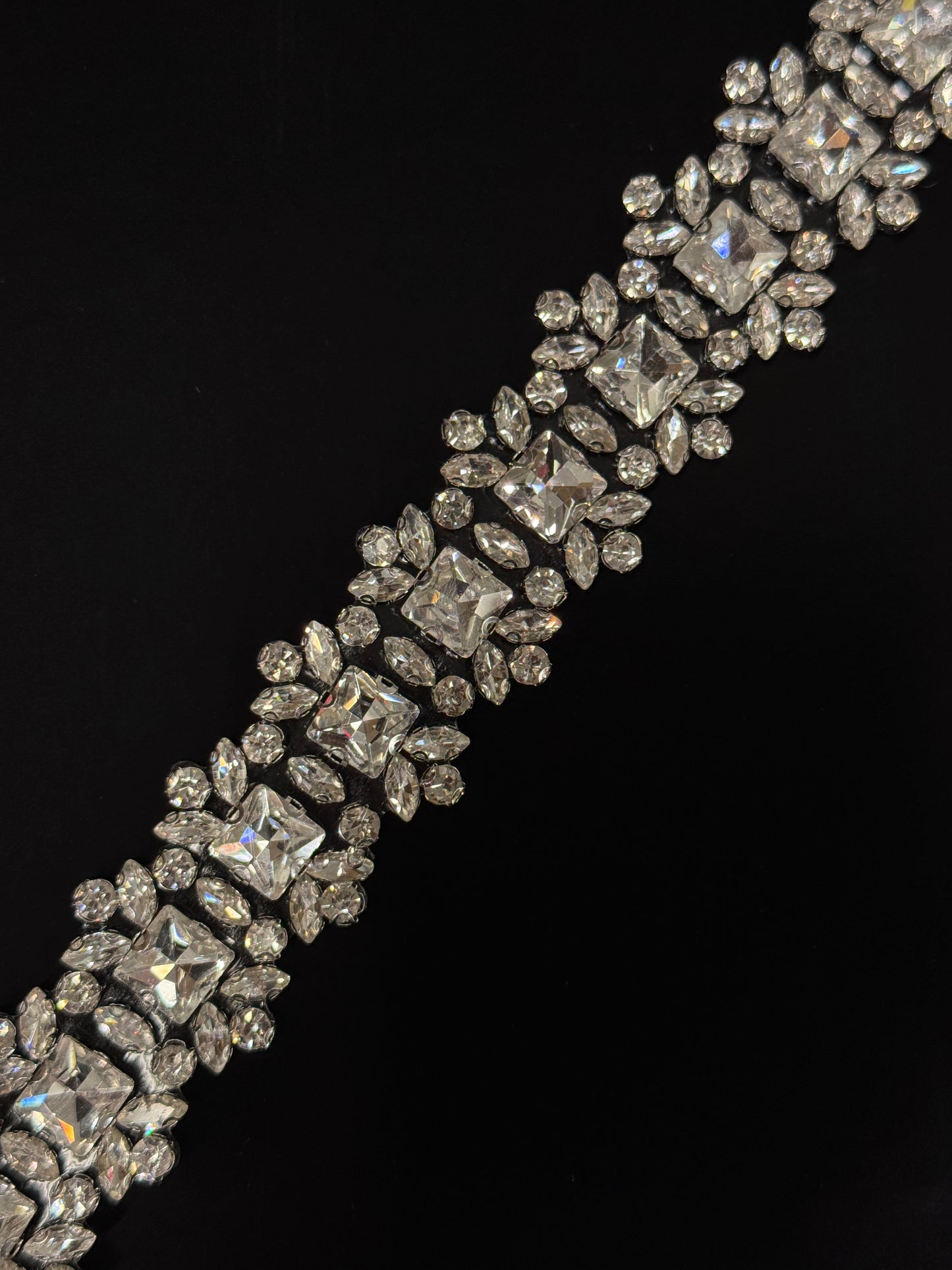 Rhinestone trim hotfix