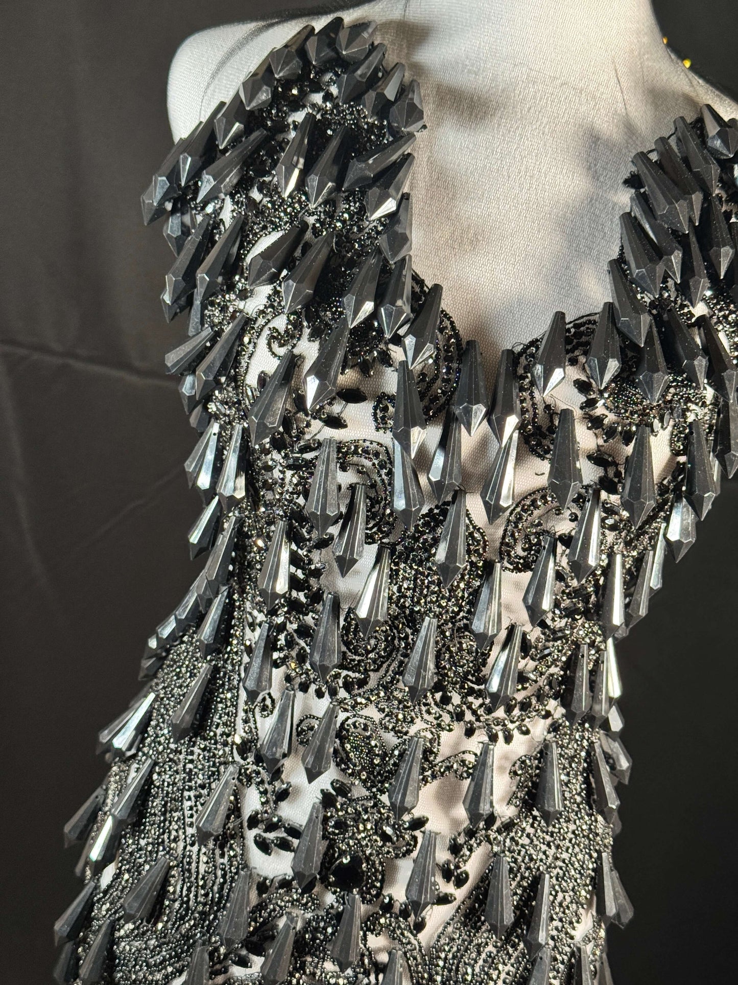 Bodice 406 with dangling