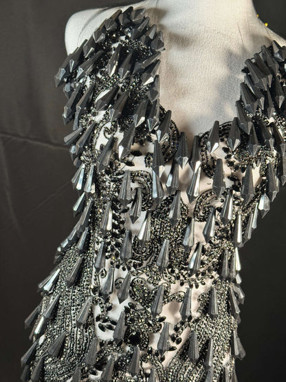 Bodice 406 with dangling