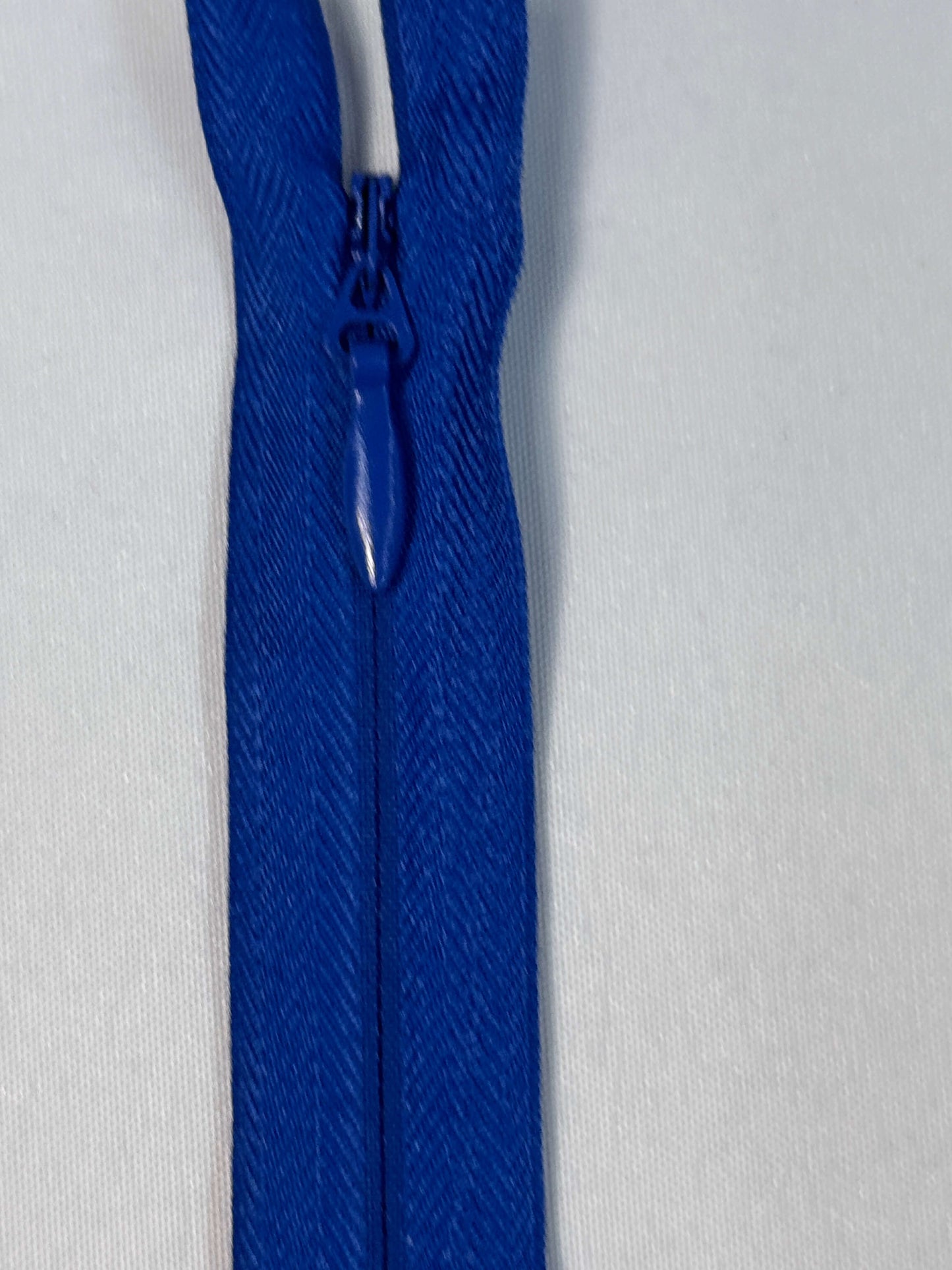 Heavy Duty 22" invisible Zipper