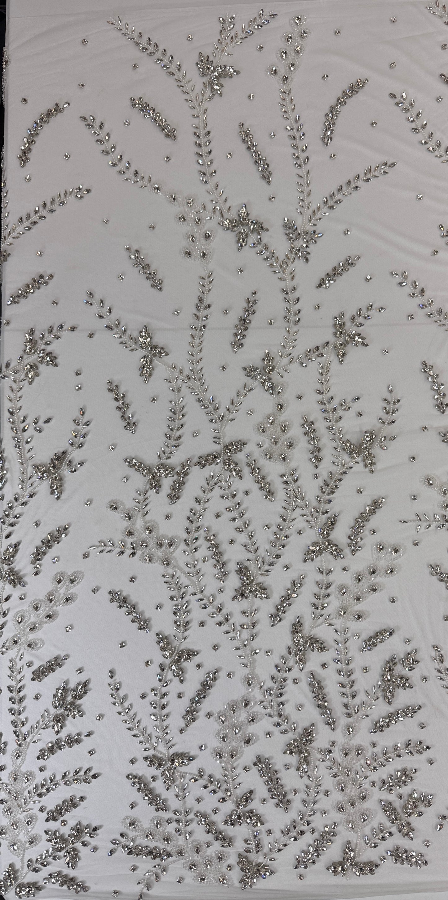 Rhinestone Mesh Leaf Design