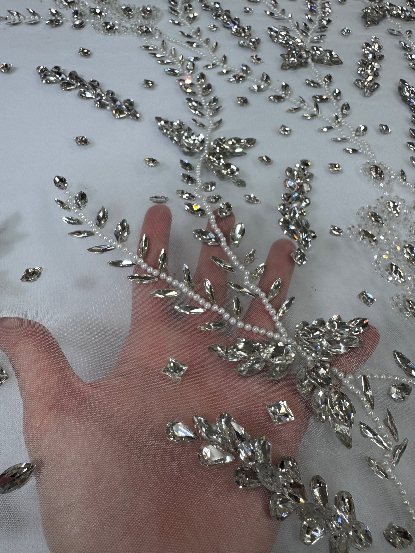 Rhinestone Mesh Leaf Design