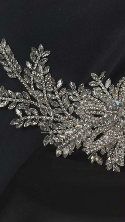 Long flower 3d rhinestone applique